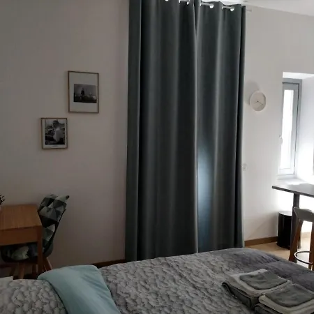 A 5 Mn A Pied De La Gare Confort Avec Balcon Cannes